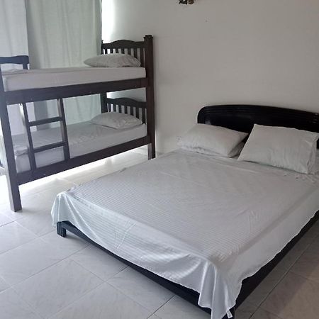 Habitaciones En Familia Сан-Андрес Экстерьер фото